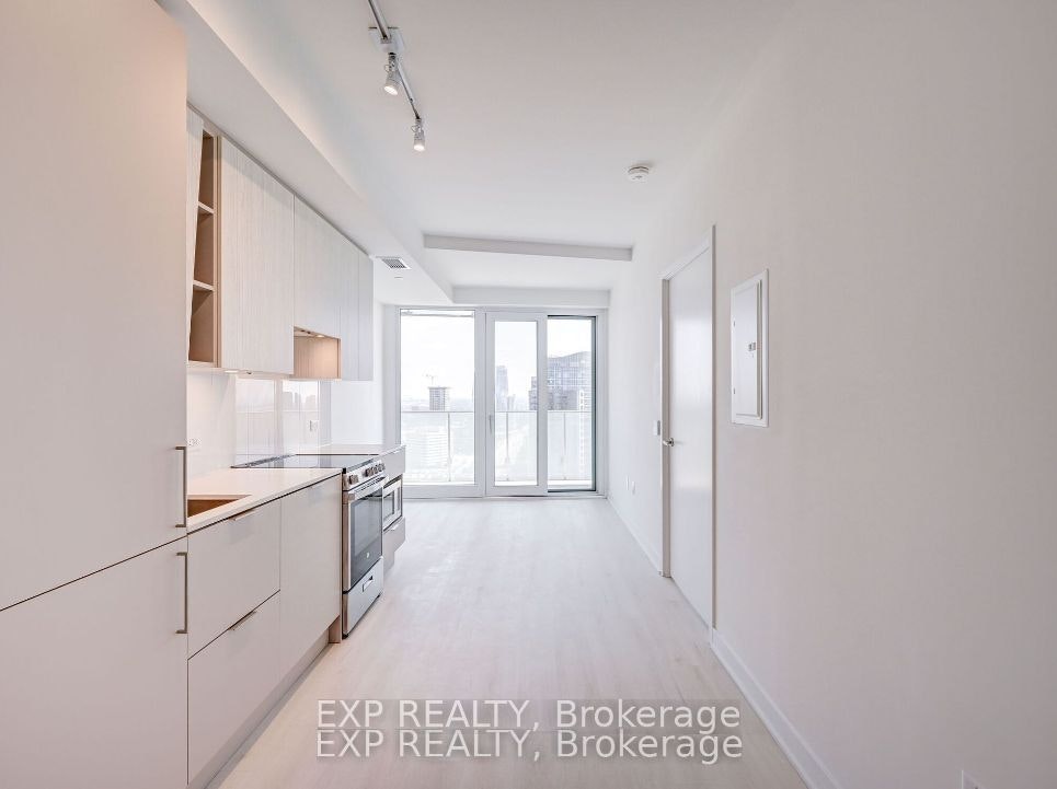 2612-3900 Confederation Parkway, Mississauga, ON, L5B 0M3 - 4