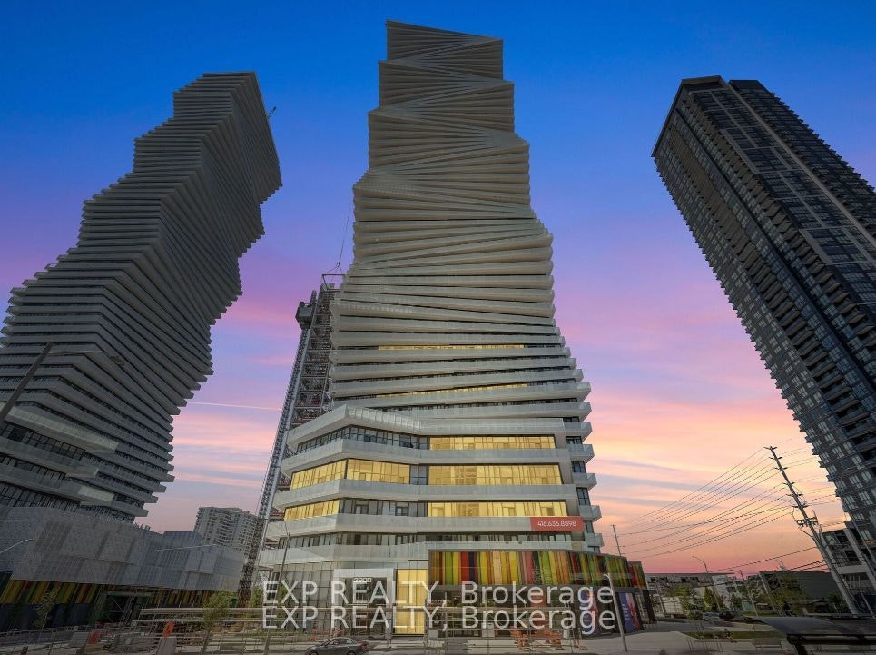 2612-3900 Confederation Parkway, Mississauga, ON, L5B 0M3 - 29