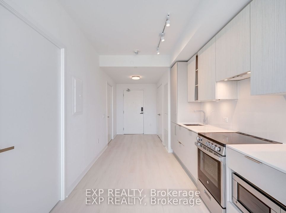 2612-3900 Confederation Parkway, Mississauga, ON, L5B 0M3 - 8