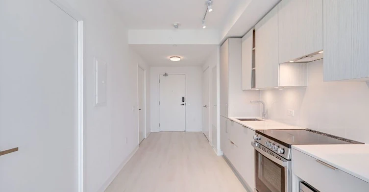 2612-3900 Confederation Parkway, Mississauga, ON, L5B 0M3 - 8