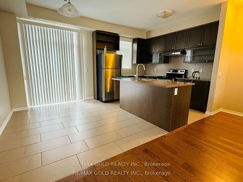 354 Ladycroft Terrace, Mississauga, ON, L5A 0A7 - 2