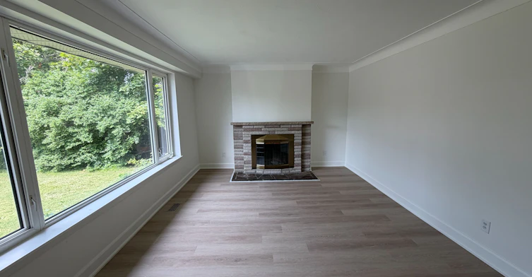 834 Mississauga Valley Boulevard, Mississauga, ON, L5A 1Z8 - 2
