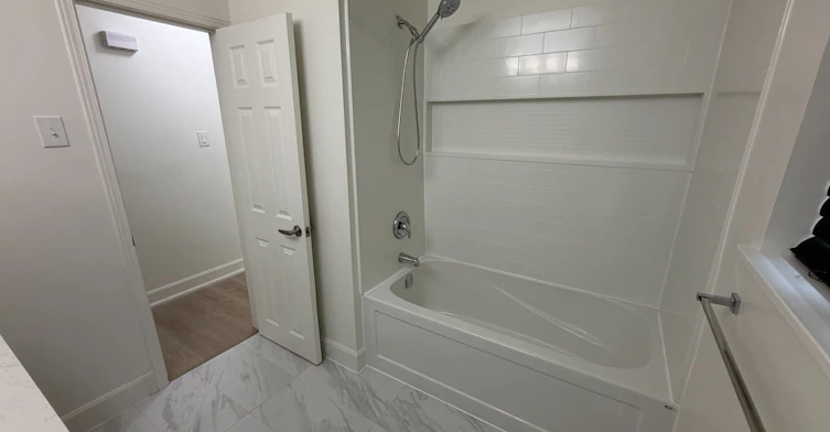 834 Mississauga Valley Boulevard, Mississauga, ON, L5A 1Z8 - 4