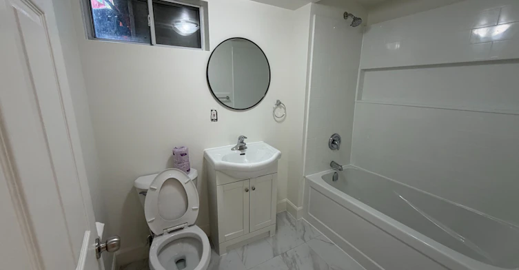 834 Mississauga Valley Boulevard, Mississauga, ON, L5A 1Z8 - 6