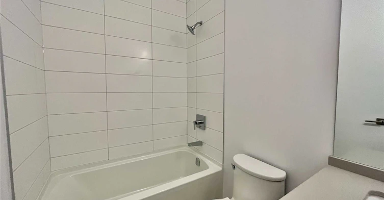 703-4208 Dundas Street W, Toronto, ON, M8X 1Y6 - 9
