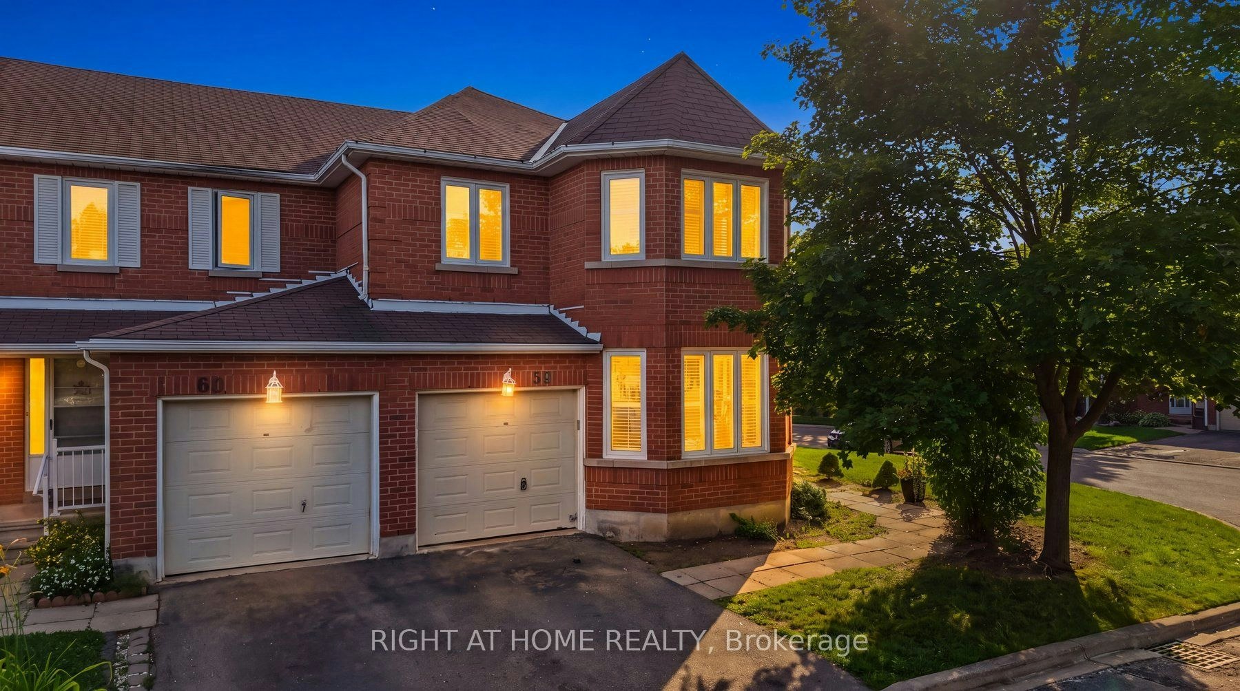 59-6050 Bidwell Trail, Mississauga, ON, L5V 1V6