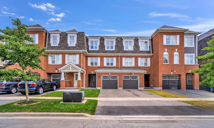 74 Metro Crescent