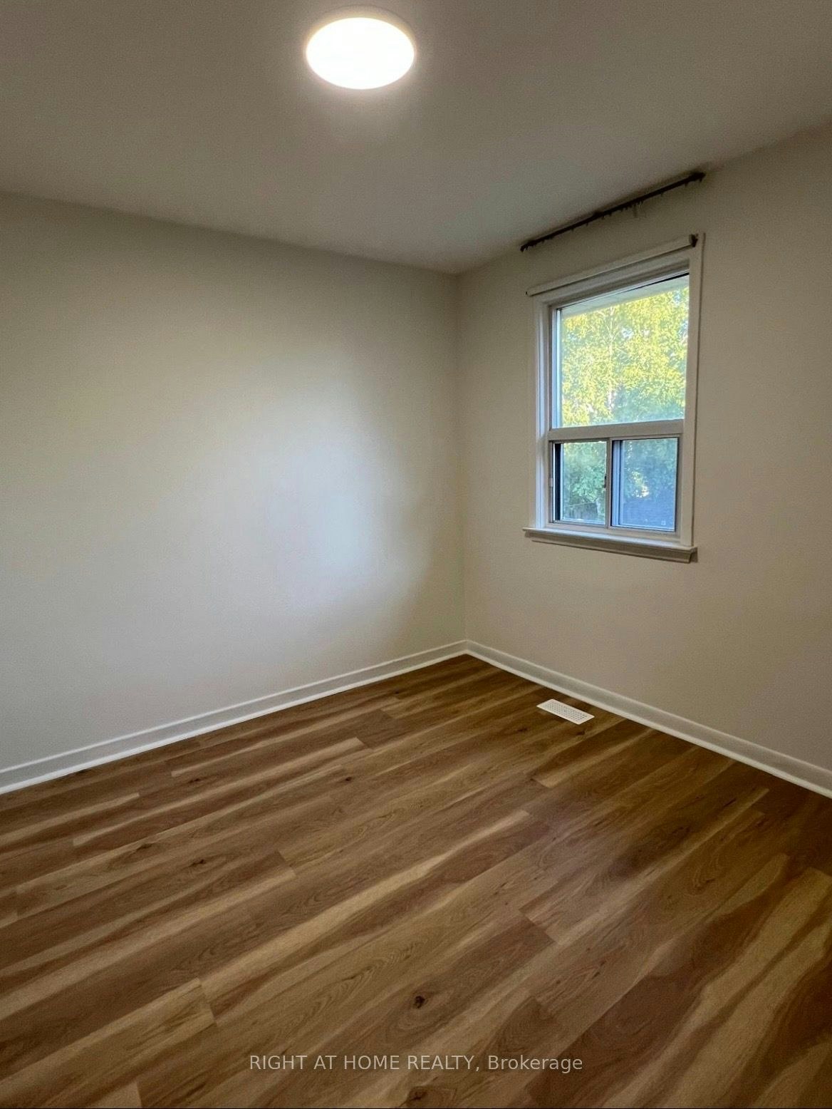 43 Heman Street, Toronto, ON, M8V 1X4 - 7