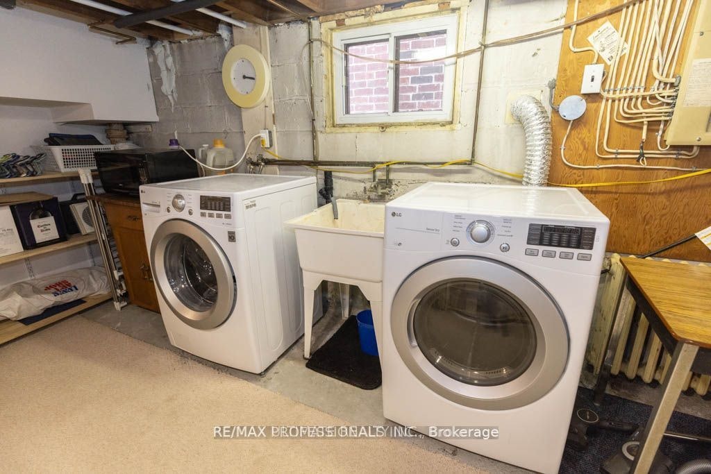 41 Thirty Third Street, Toronto, ON, M8W 3H2 - 31
