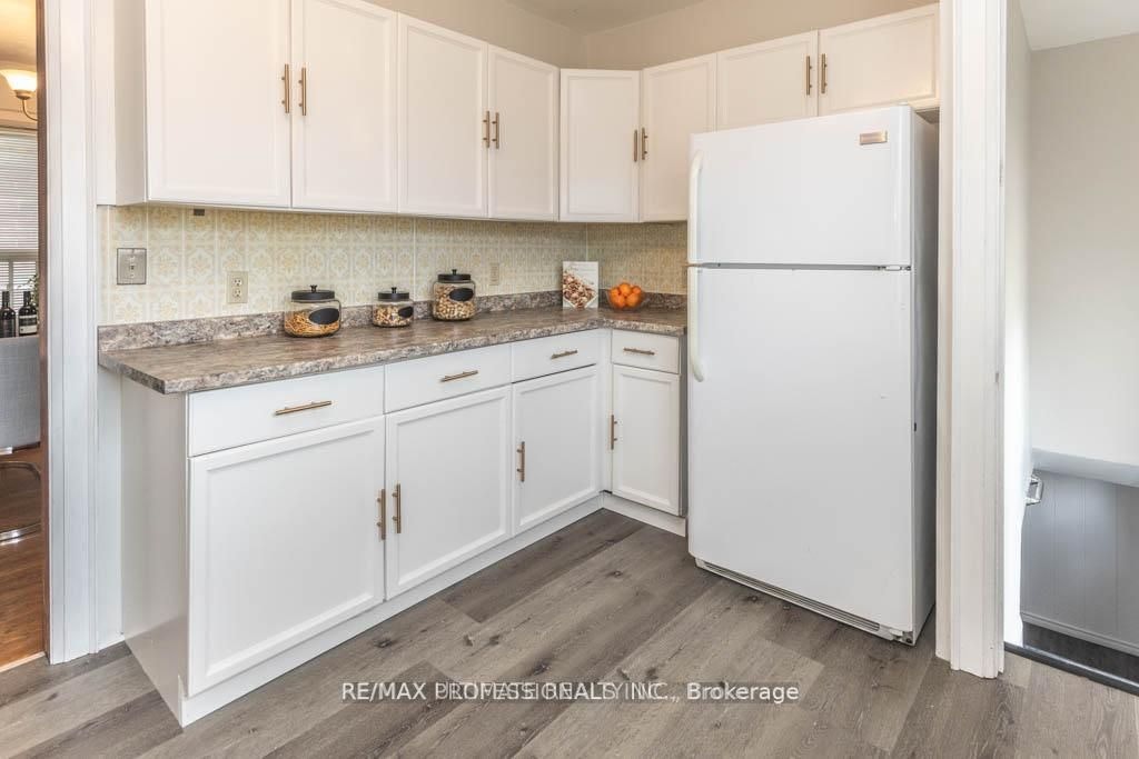41 Thirty Third Street, Toronto, ON, M8W 3H2 - 12