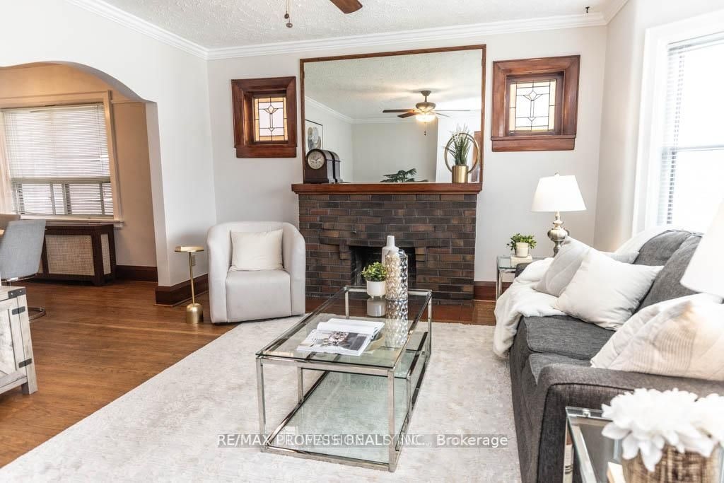 41 Thirty Third Street, Toronto, ON, M8W 3H2 - 6