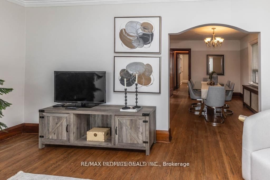 41 Thirty Third Street, Toronto, ON, M8W 3H2 - 8