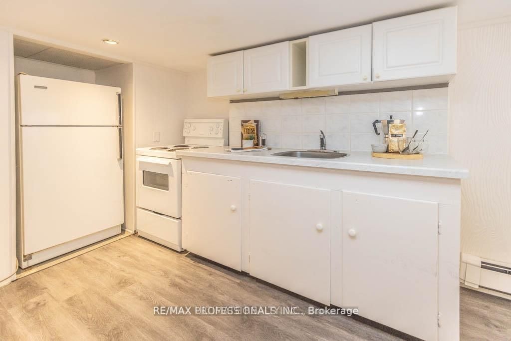 41 Thirty Third Street, Toronto, ON, M8W 3H2 - 23
