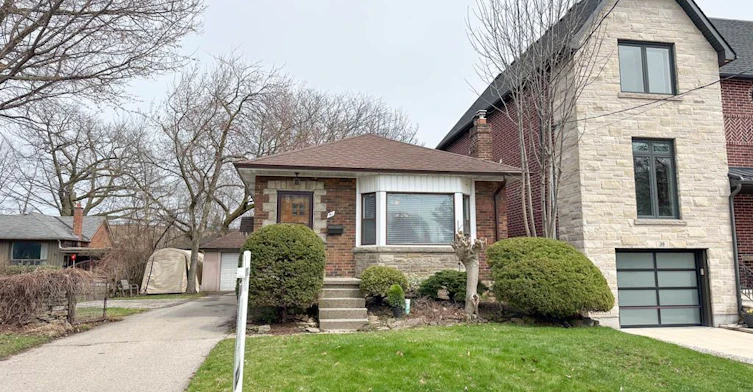 41 Thirty Third Street, Toronto, ON, M8W 3H2 - 2