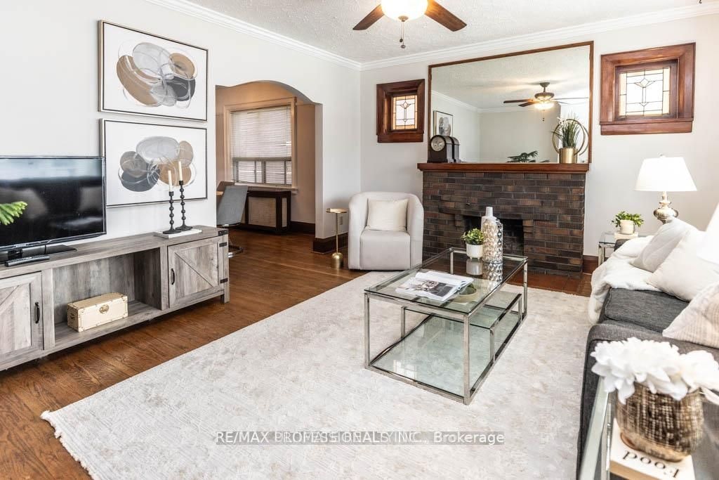 41 Thirty Third Street, Toronto, ON, M8W 3H2 - 5