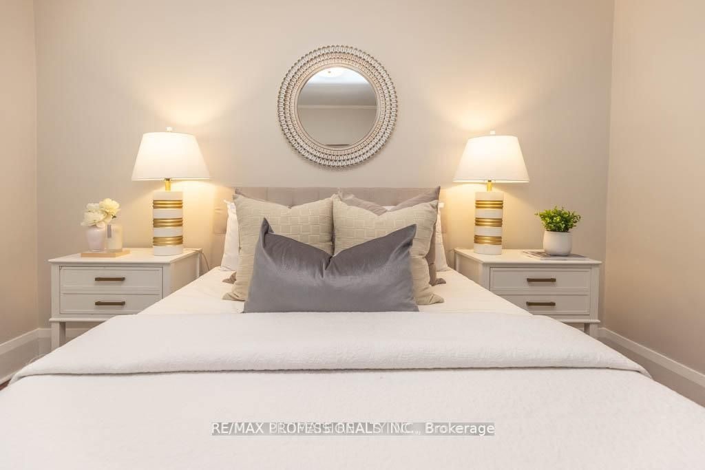 41 Thirty Third Street, Toronto, ON, M8W 3H2 - 17