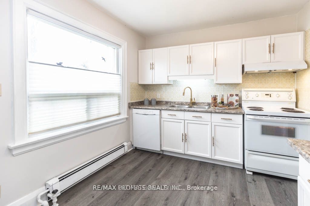 41 Thirty Third Street, Toronto, ON, M8W 3H2 - 13
