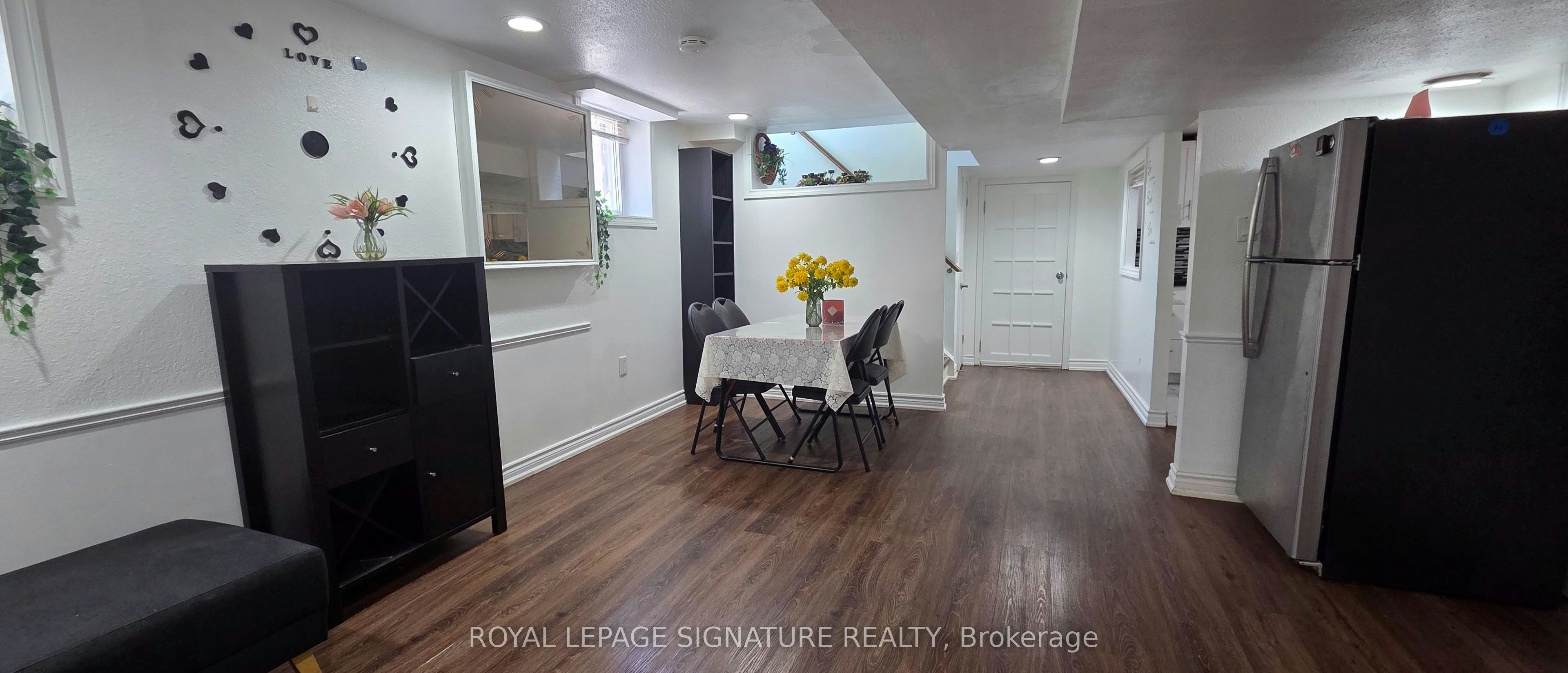Basement 1-3692 Ellengale Drive, Mississauga, ON, L5C 1Z7