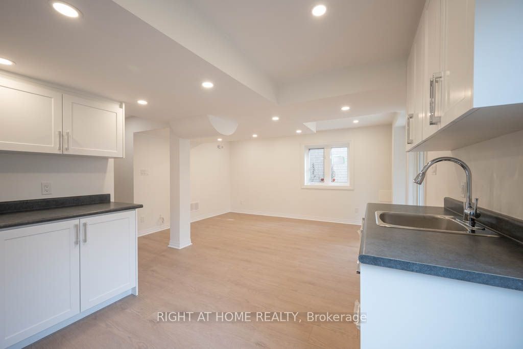35 Echoridge (Bsmt) Drive, Brampton, ON, L7A 3K8 - 12