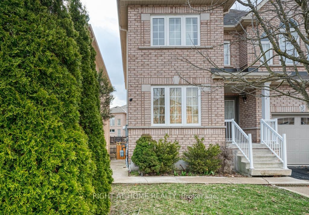 35 Echoridge (Bsmt) Drive, Brampton, ON, L7A 3K8 - 2