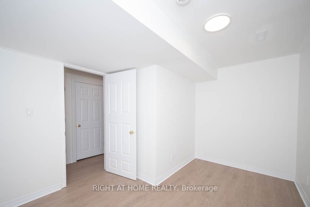 35 Echoridge (Bsmt) Drive, Brampton, ON, L7A 3K8 - 16