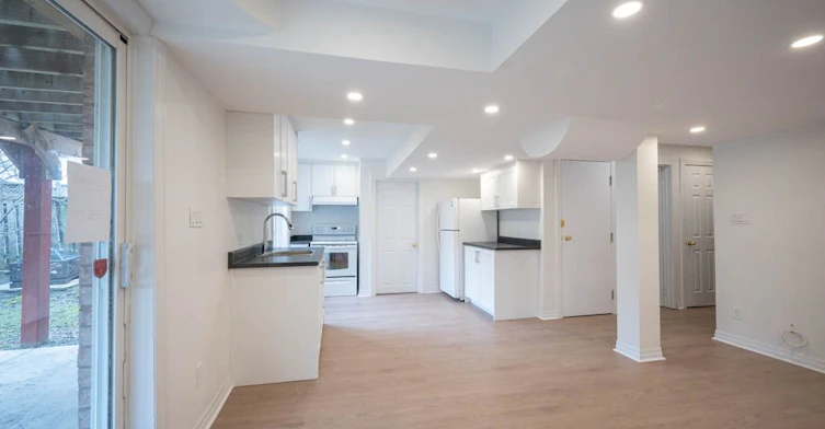 35 Echoridge (Bsmt) Drive, Brampton, ON, L7A 3K8 - 6