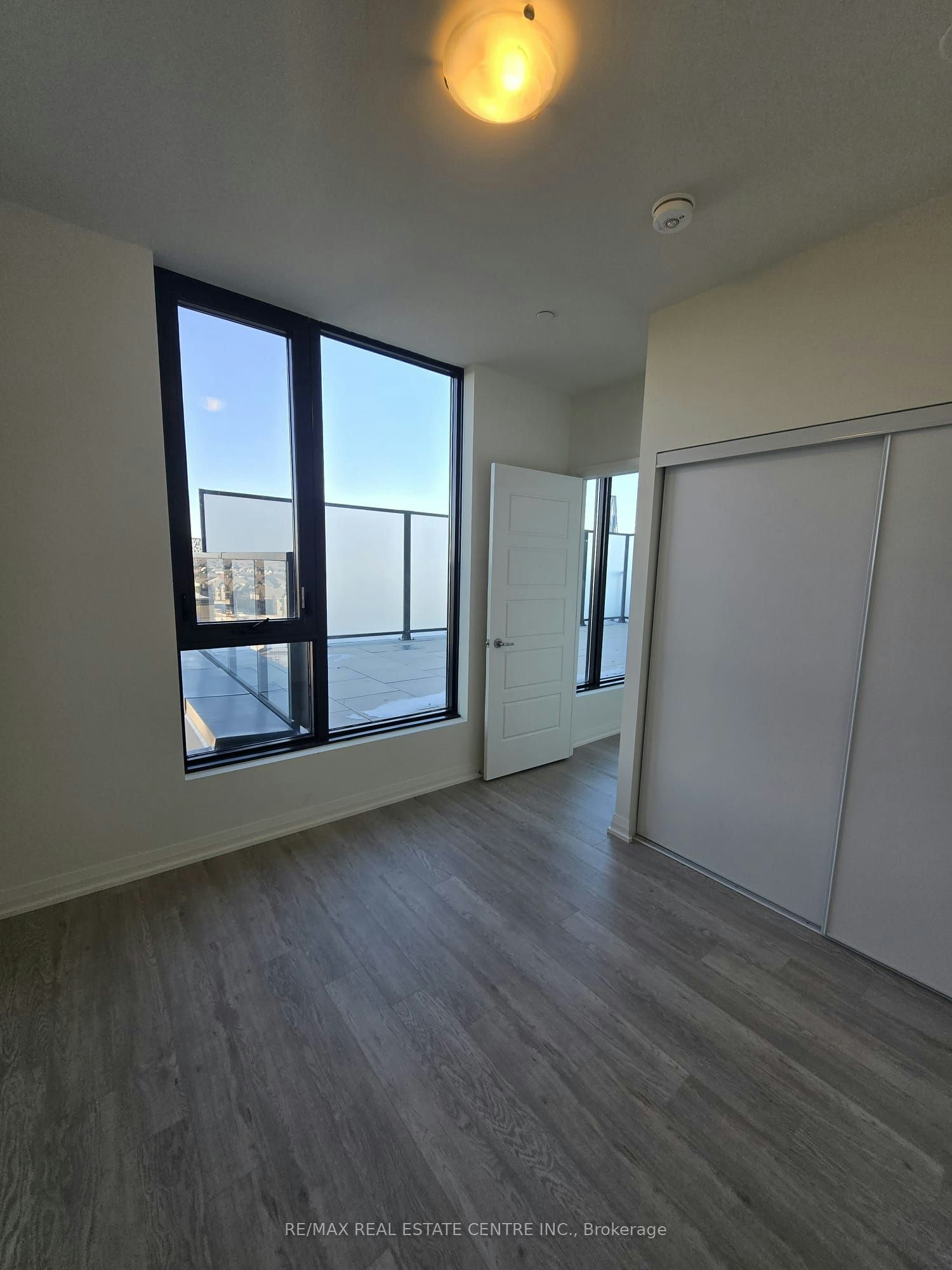 701-1415 Dundas Street S, Oakville, ON, L6H 7V8 - 14