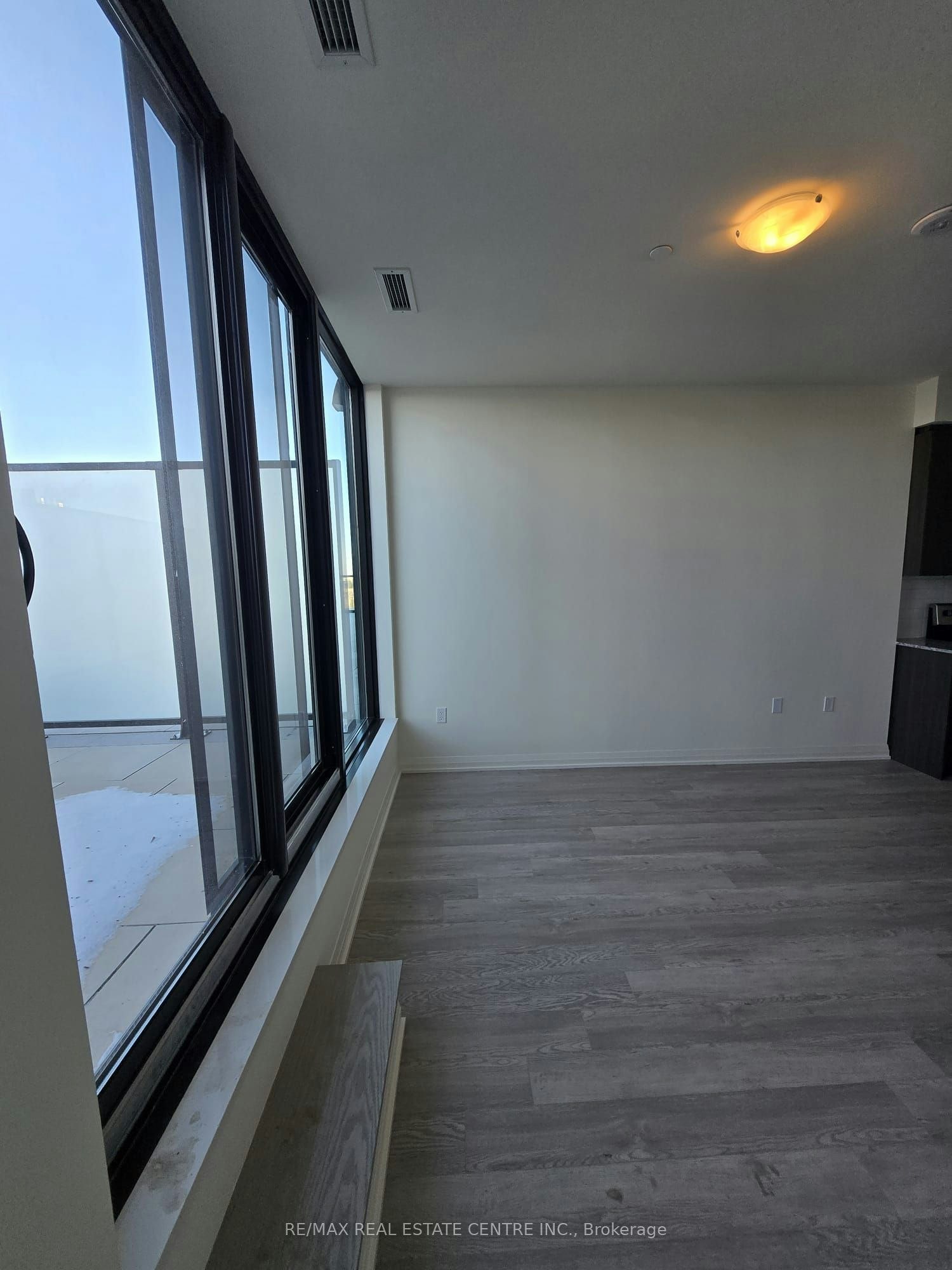 701-1415 Dundas Street S, Oakville, ON, L6H 7V8 - 11