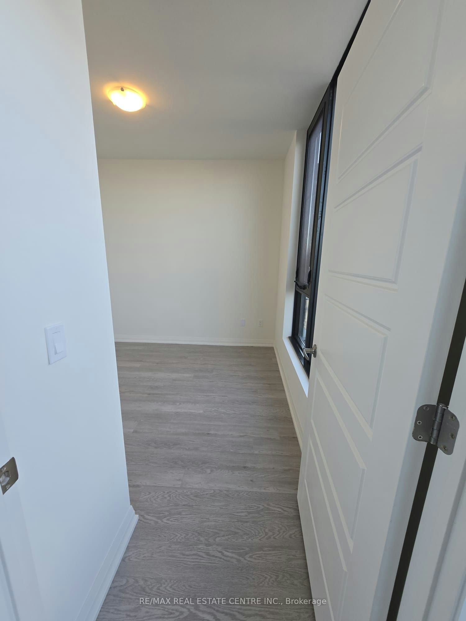 701-1415 Dundas Street S, Oakville, ON, L6H 7V8 - 16