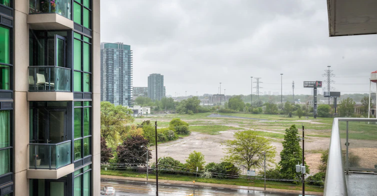 606-56 Annie Craig Drive, Toronto, ON, M8V 0C8 - 22