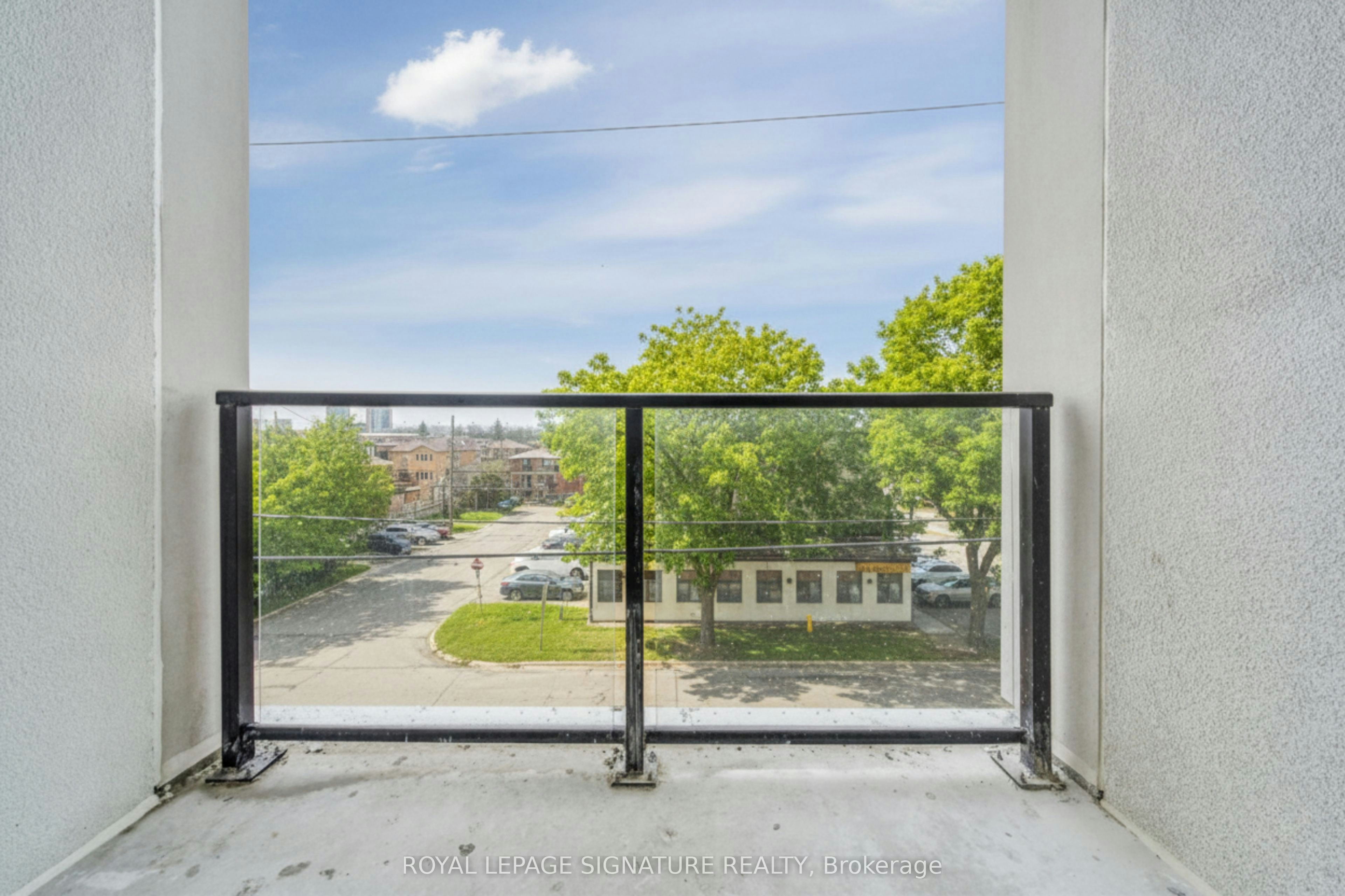 325-556 Marlee Avenue, Toronto, ON, M6B 0B1 - 9