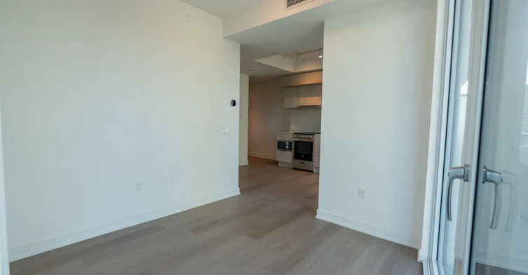 1807-448 Burnhamthorpe Road W, Mississauga, ON, L5B 0R4 - 12