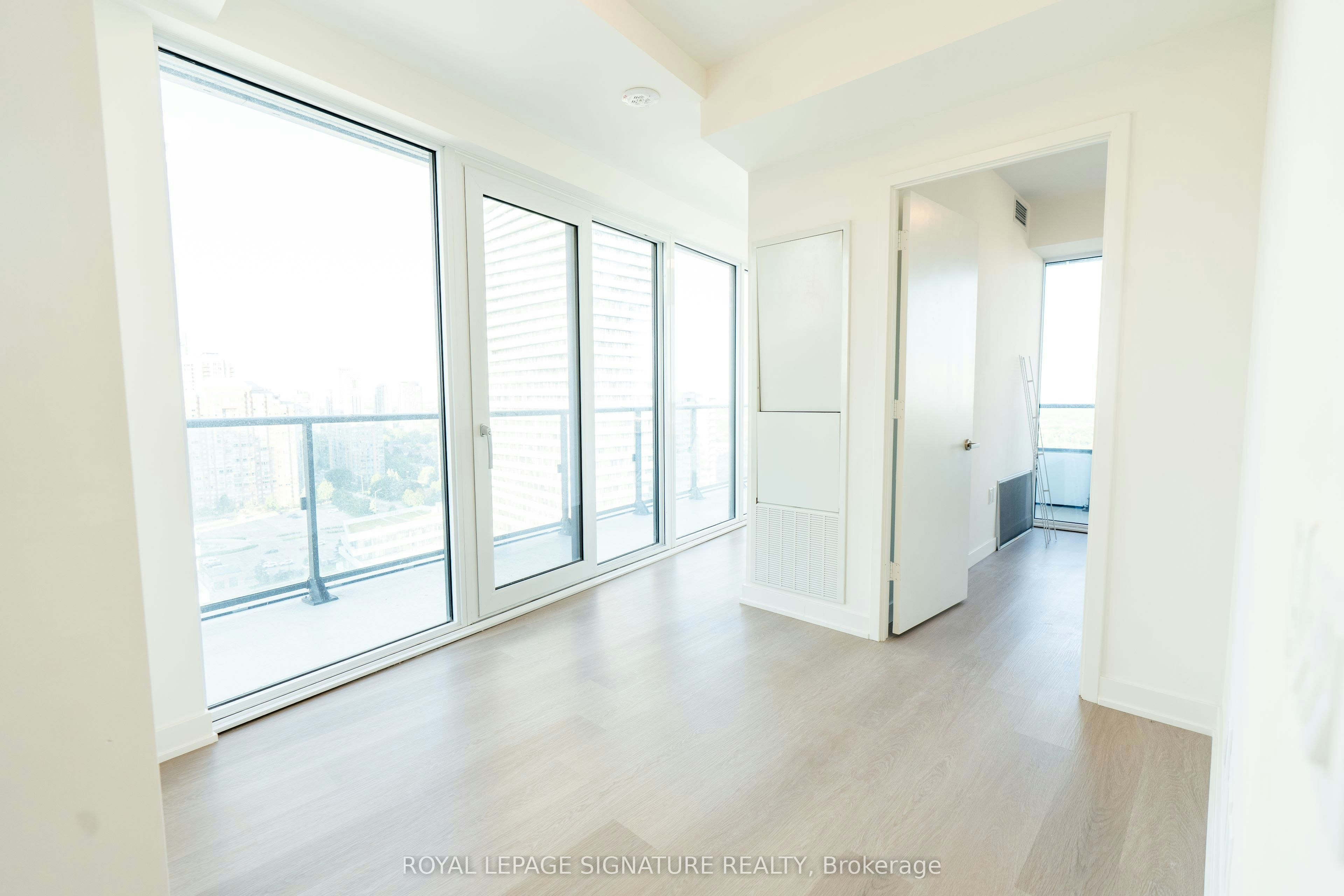 1807-448 Burnhamthorpe Road W, Mississauga, ON, L5B 0R4 - 7