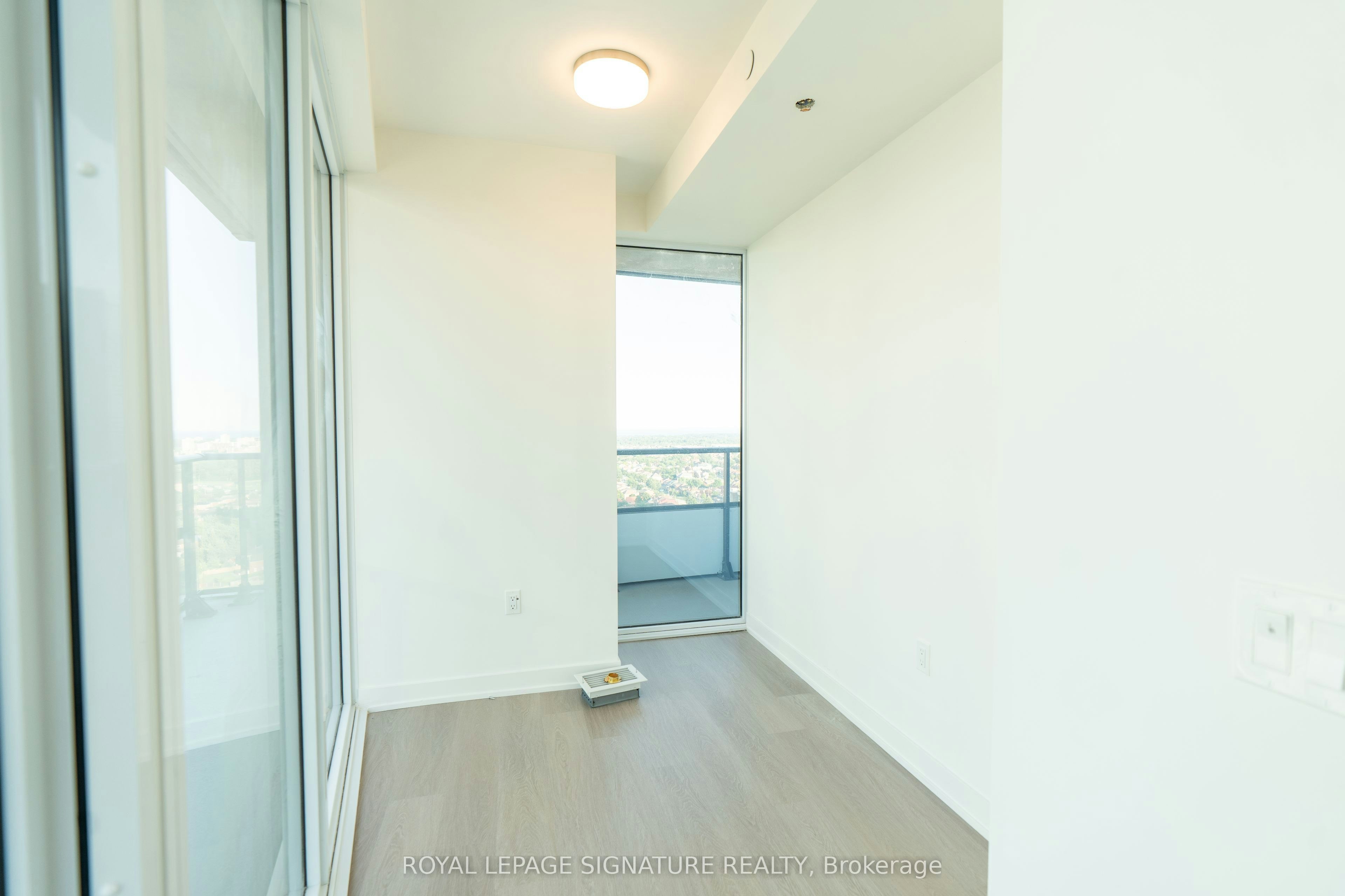 1807-448 Burnhamthorpe Road W, Mississauga, ON, L5B 0R4 - 10