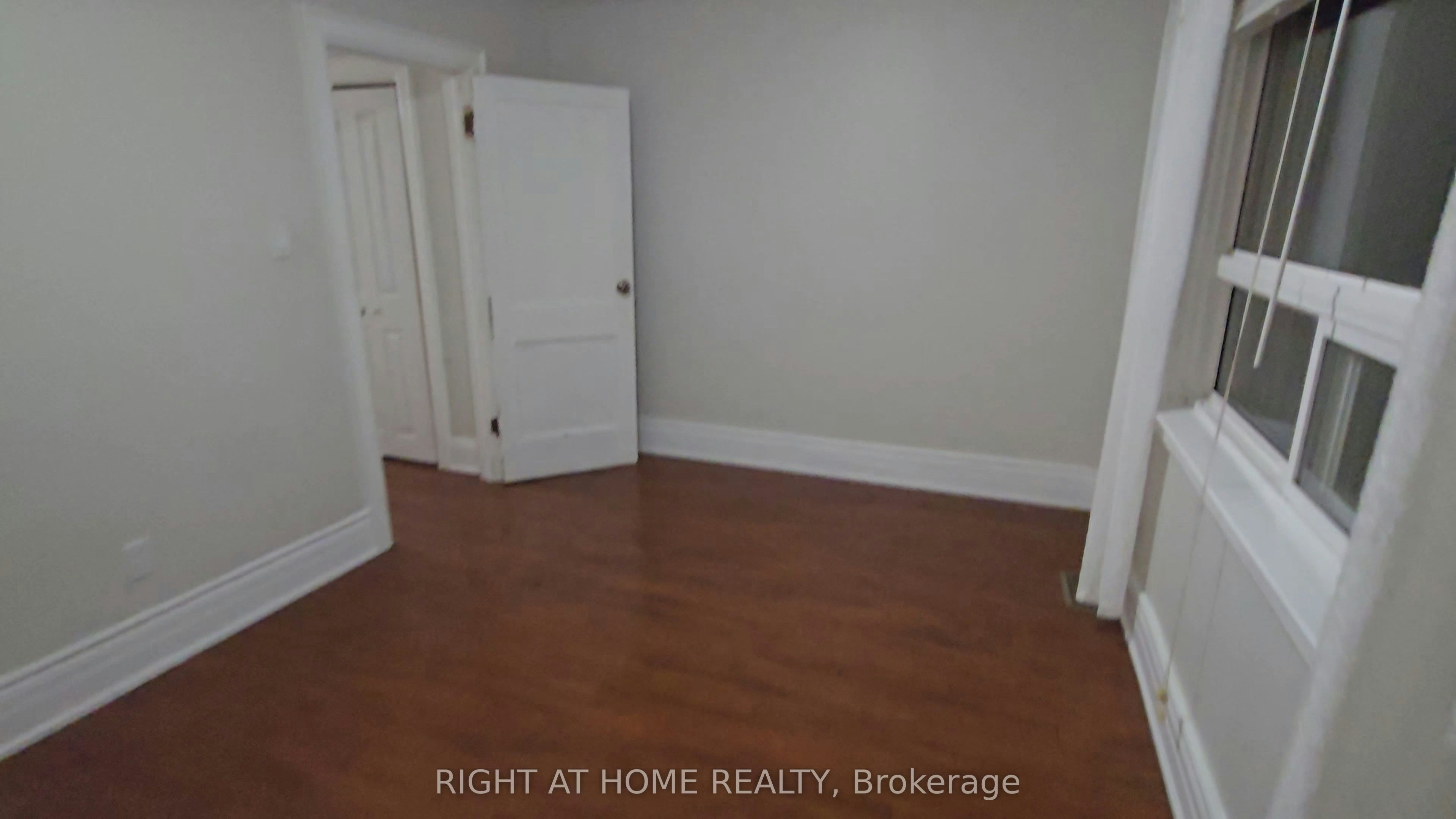 43 Bowie Avenue, Toronto, ON, M6E 2P2 - 8