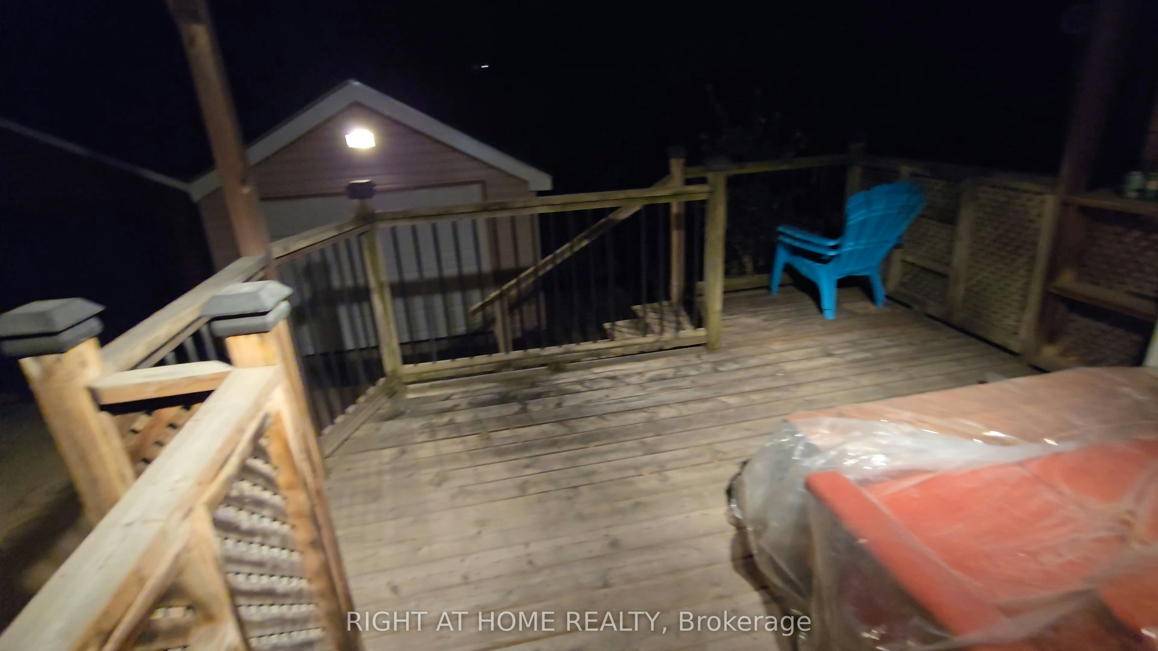 43 Bowie Avenue, Toronto, ON, M6E 2P2 - 18