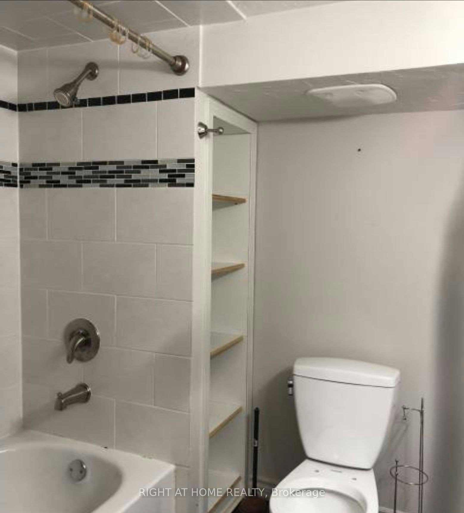 43 Bowie Avenue, Toronto, ON, M6E 2P2 - 10