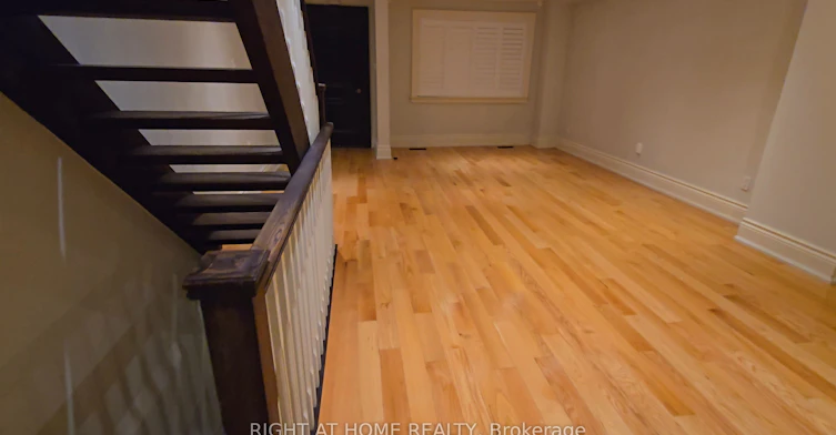 43 Bowie Avenue, Toronto, ON, M6E 2P2 - 3
