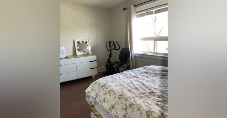 43 Bowie Avenue, Toronto, ON, M6E 2P2 - 7