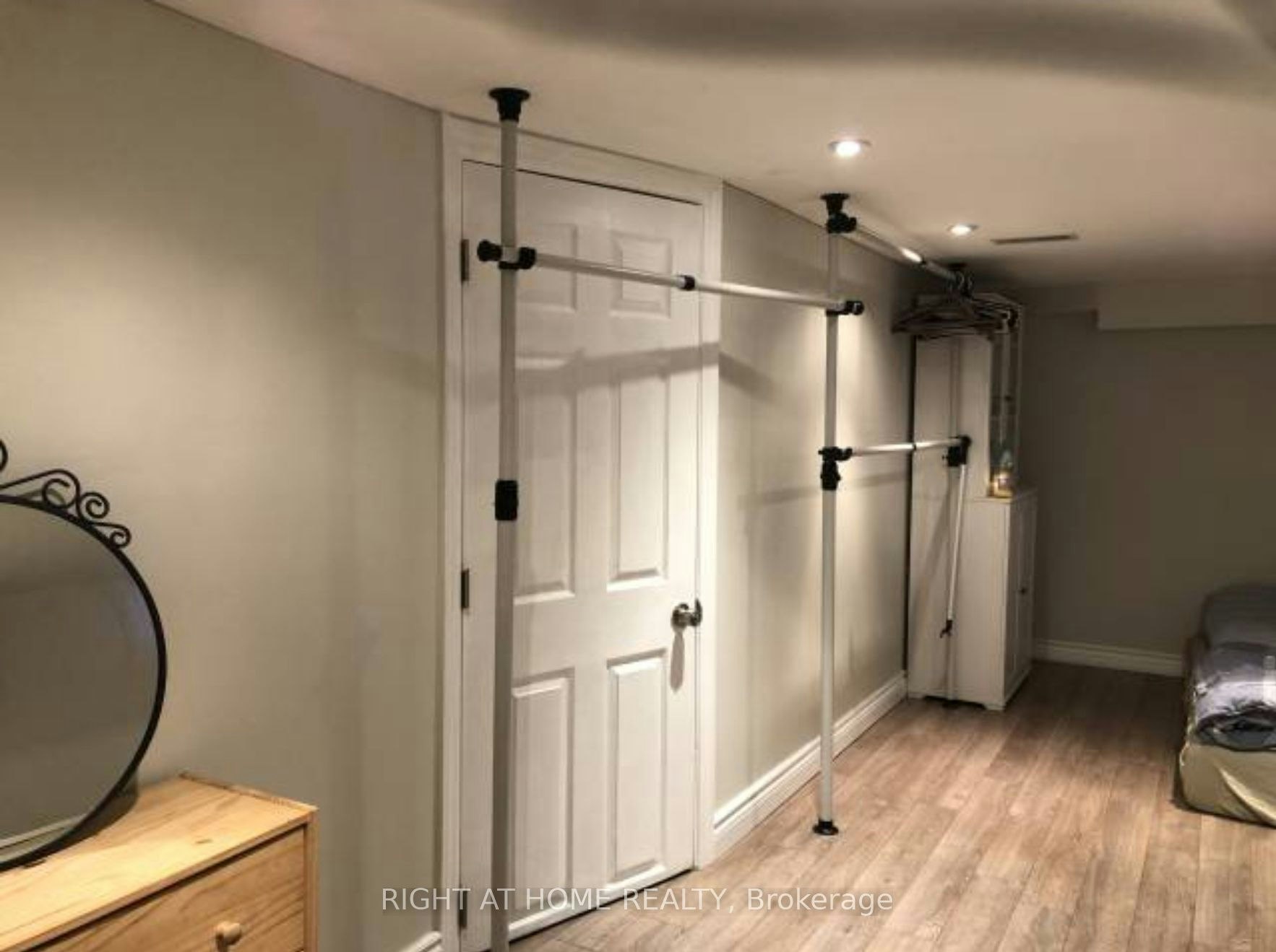 43 Bowie Avenue, Toronto, ON, M6E 2P2 - 12