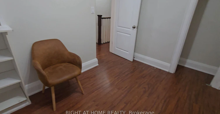 43 Bowie Avenue, Toronto, ON, M6E 2P2 - 11
