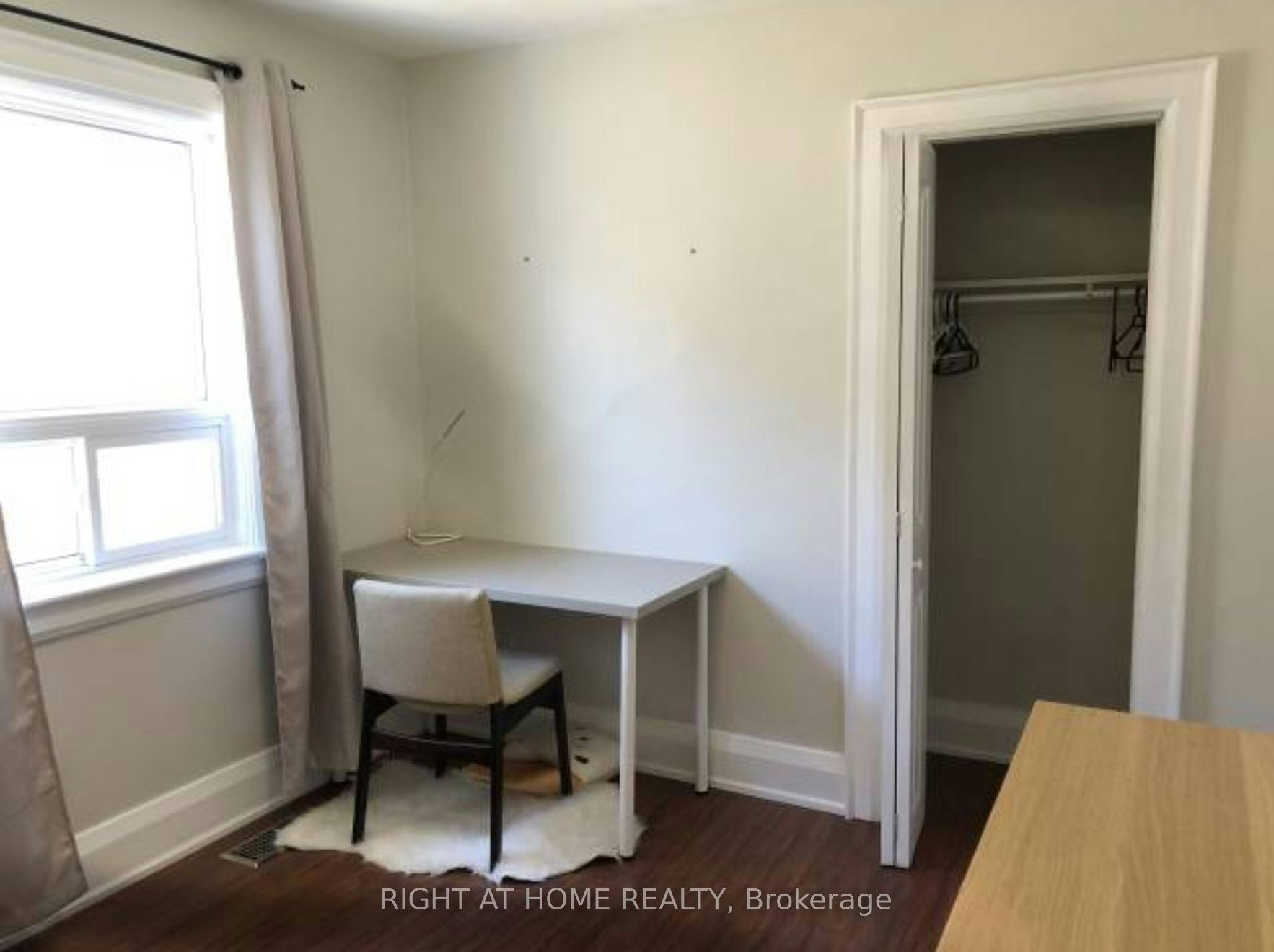 43 Bowie Avenue, Toronto, ON, M6E 2P2 - 7