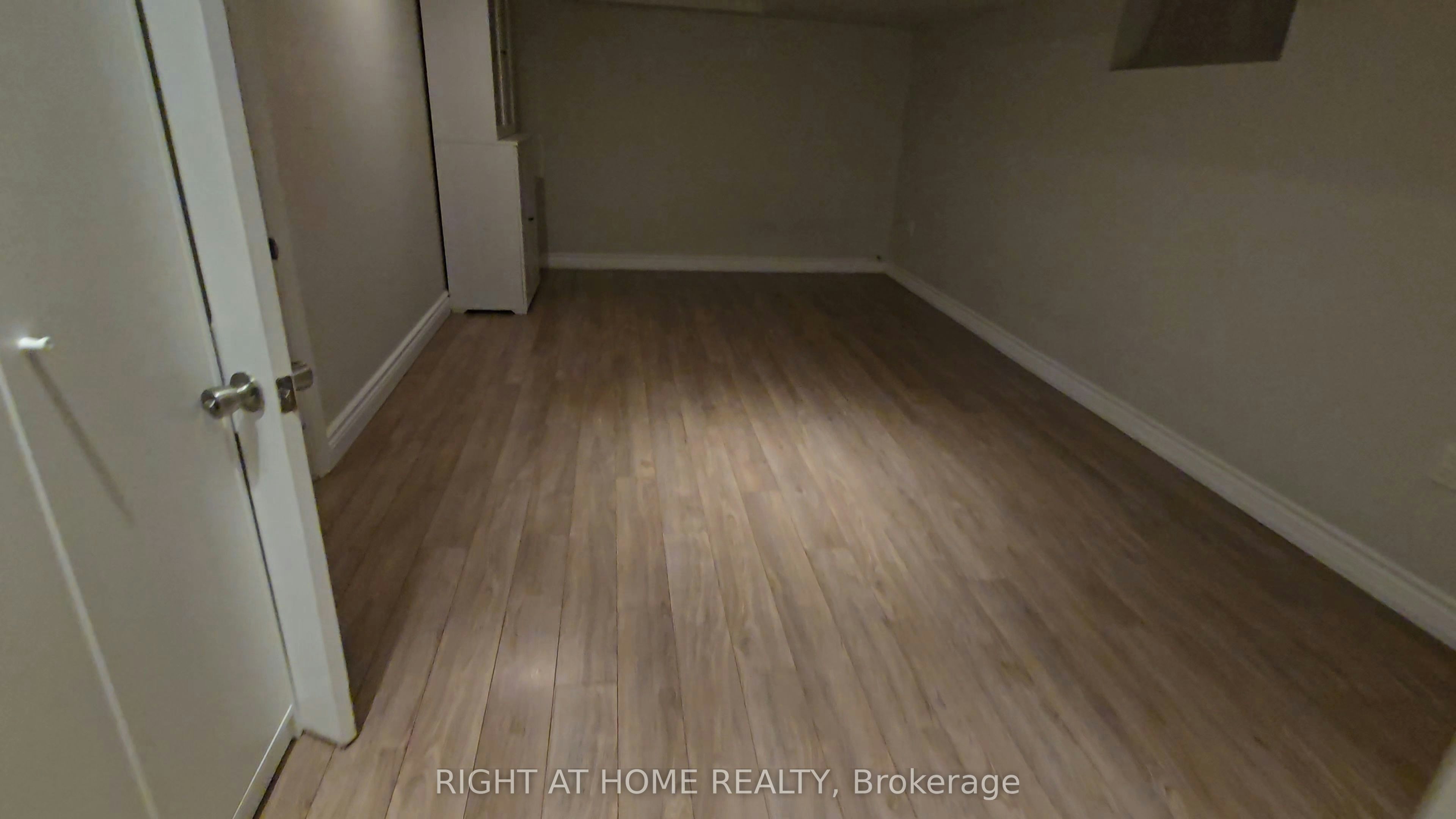 43 Bowie Avenue, Toronto, ON, M6E 2P2 - 13