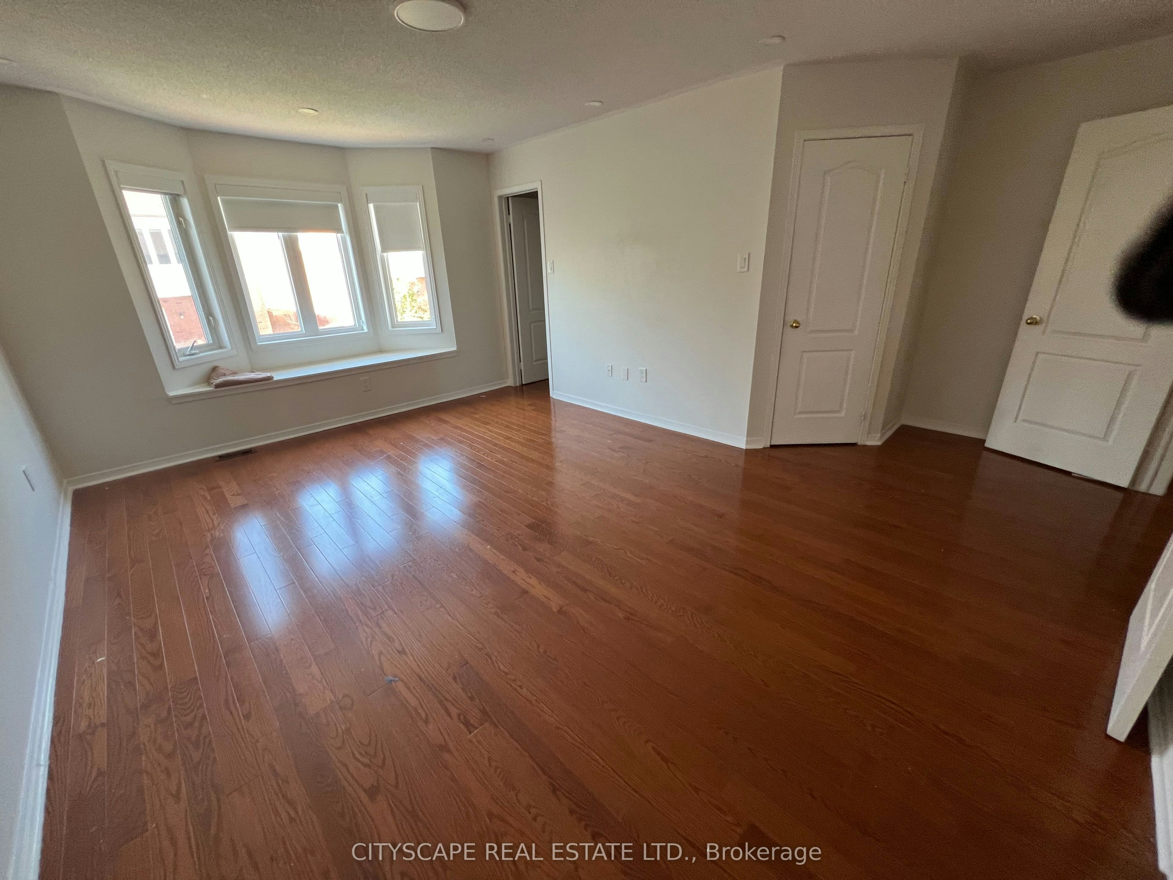 637 Dolly Bird Lane, Mississauga, ON, L5W 1G8 - 22