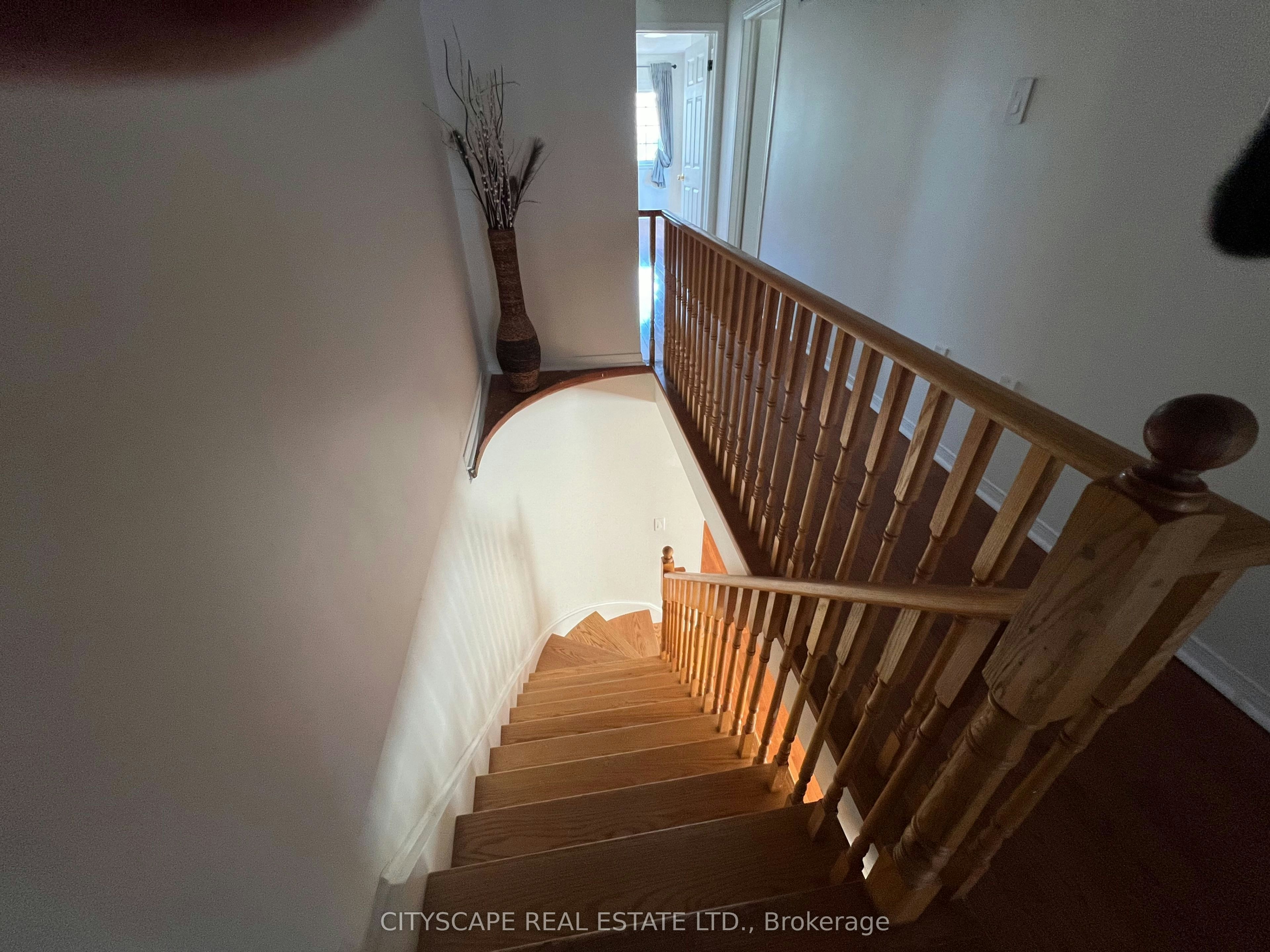 637 Dolly Bird Lane, Mississauga, ON, L5W 1G8 - 37