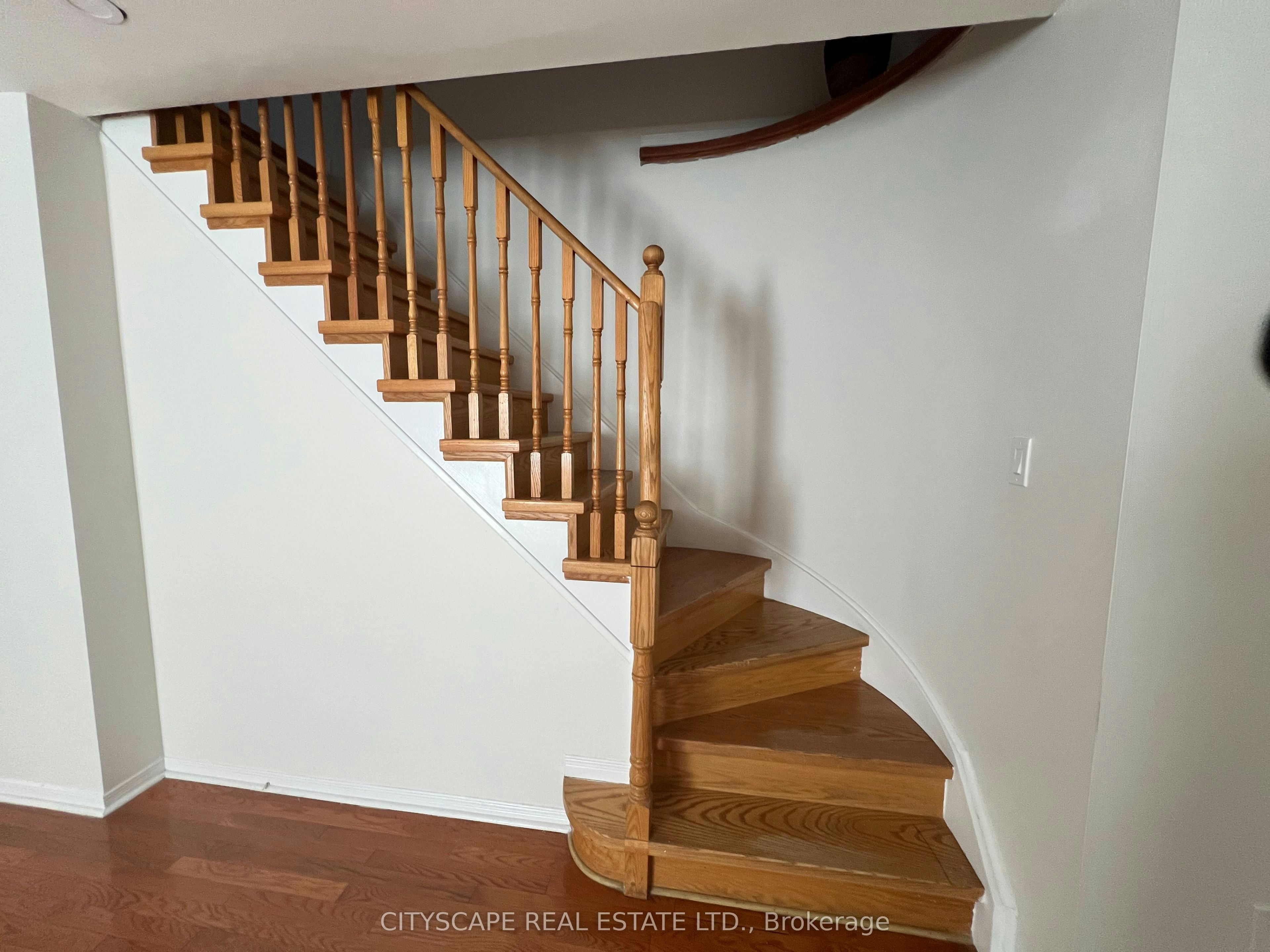 637 Dolly Bird Lane, Mississauga, ON, L5W 1G8 - 20