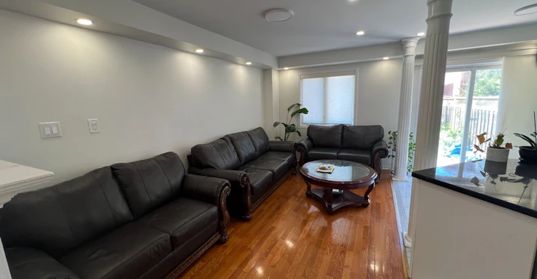 637 Dolly Bird Lane, Mississauga, ON, L5W 1G8 - 5