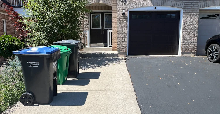 637 Dolly Bird Lane, Mississauga, ON, L5W 1G8 - 11