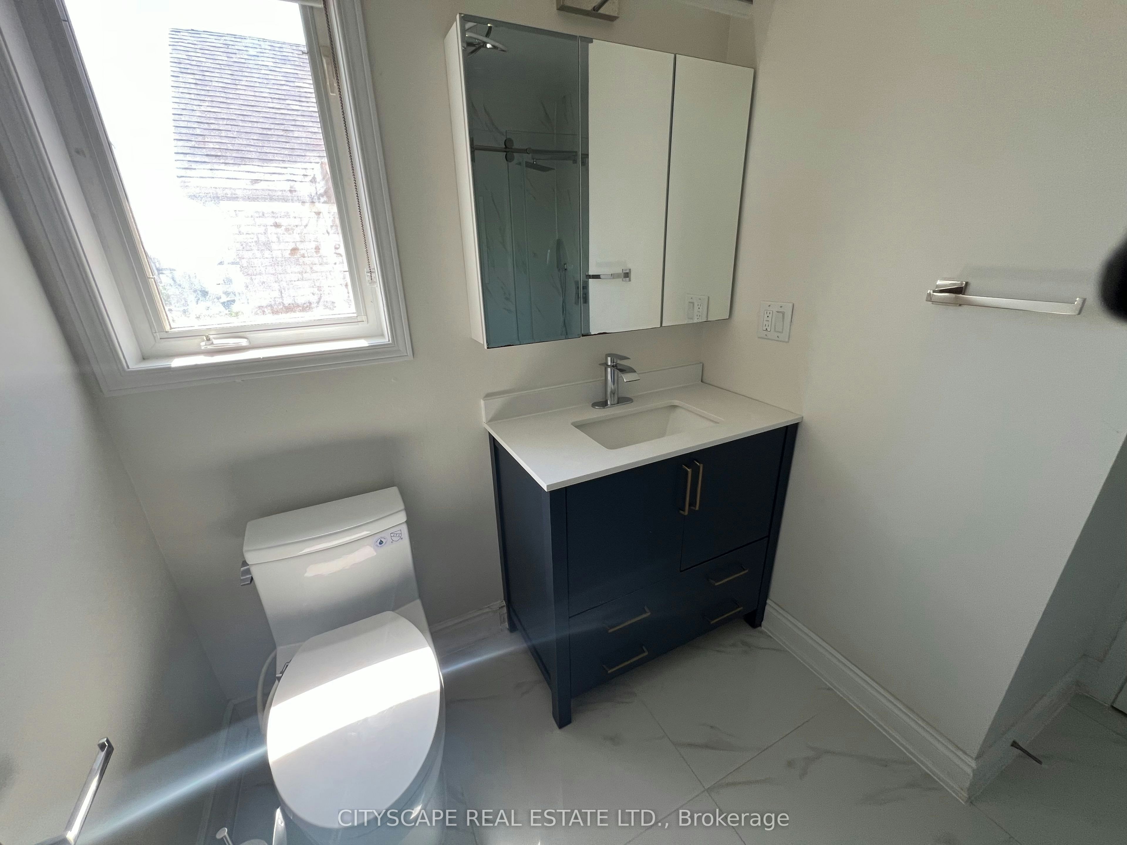 637 Dolly Bird Lane, Mississauga, ON, L5W 1G8 - 35