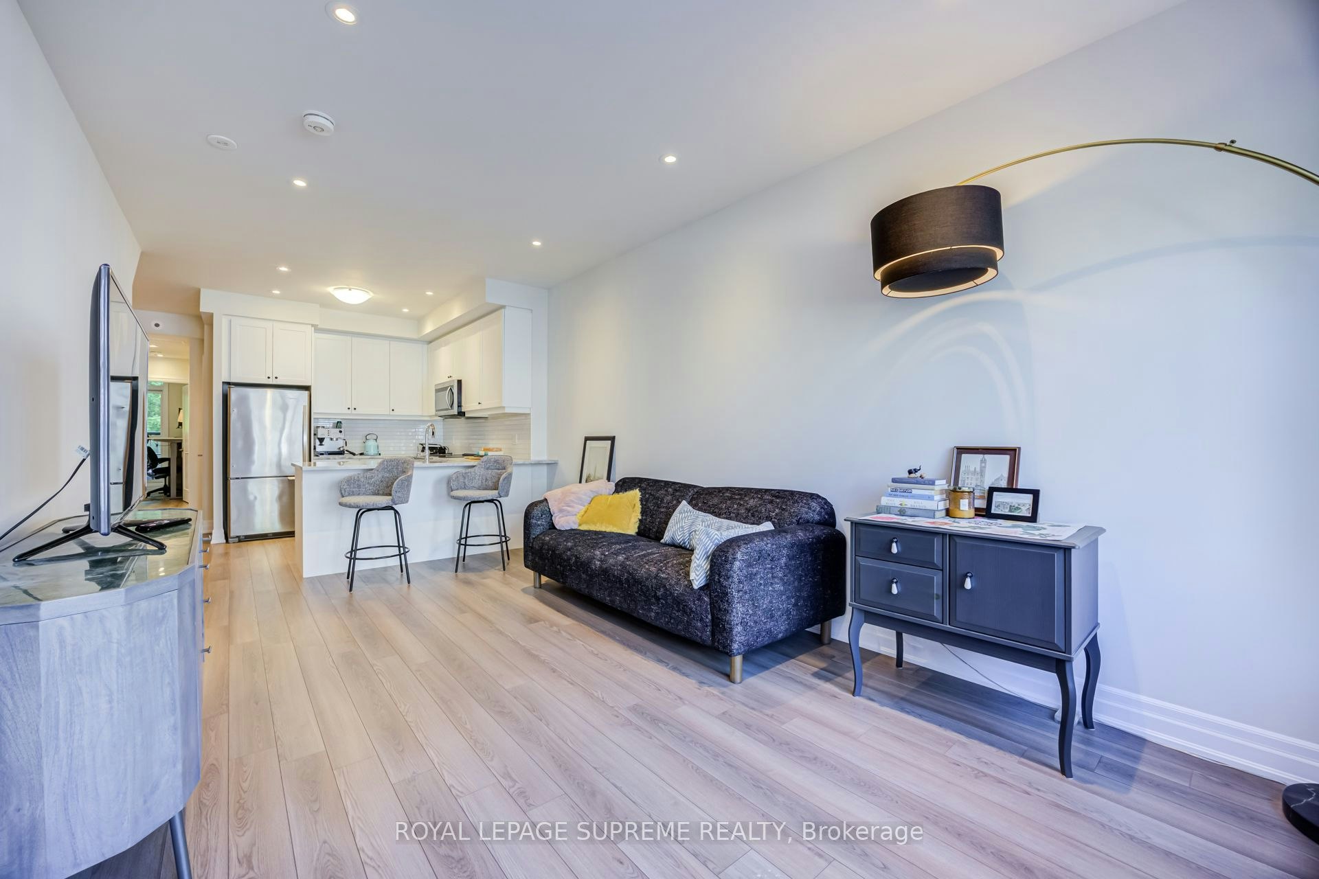 207-652 Cricklewood Drive, Mississauga, ON, L5G 0A5 - 5